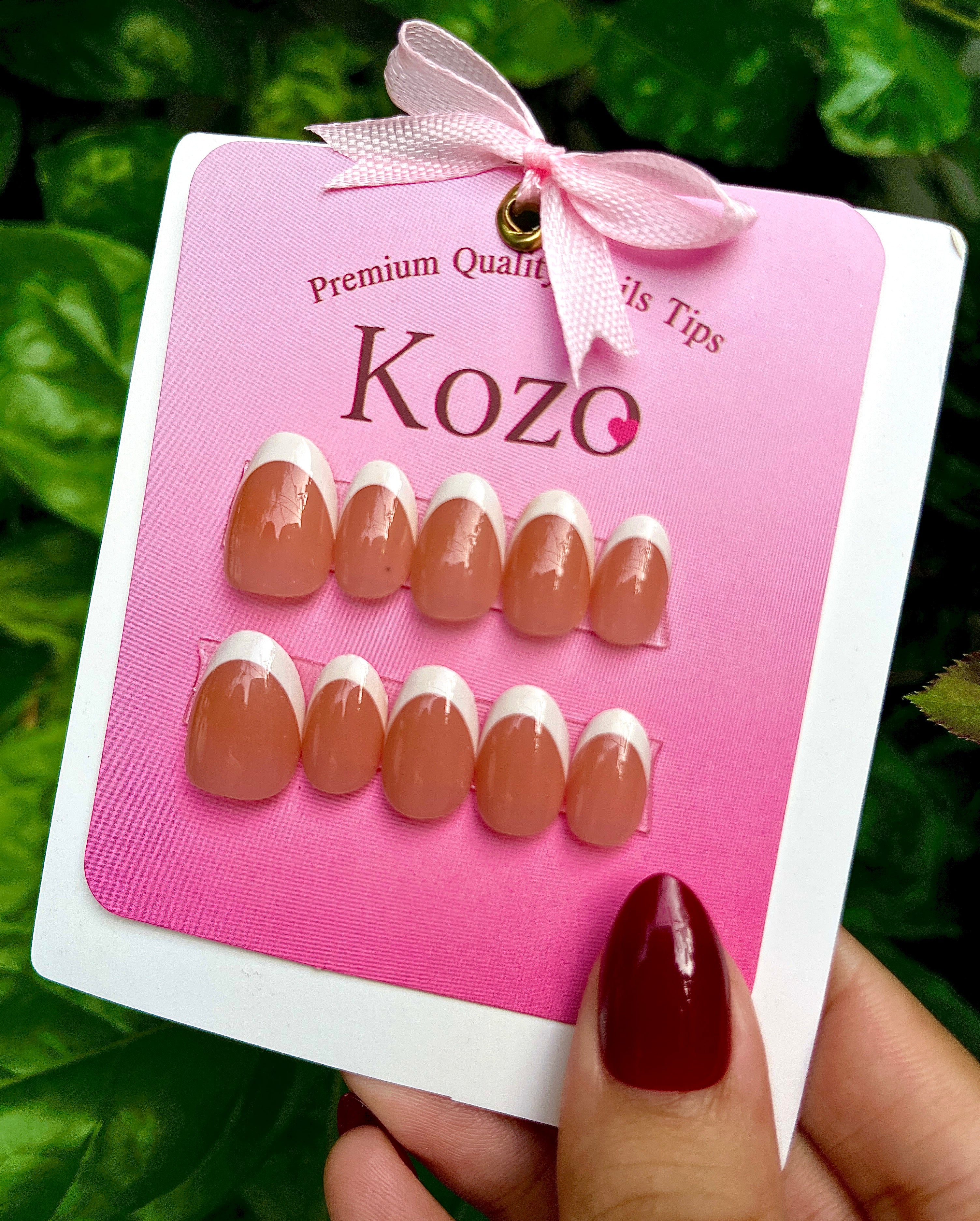 Short oval French tips