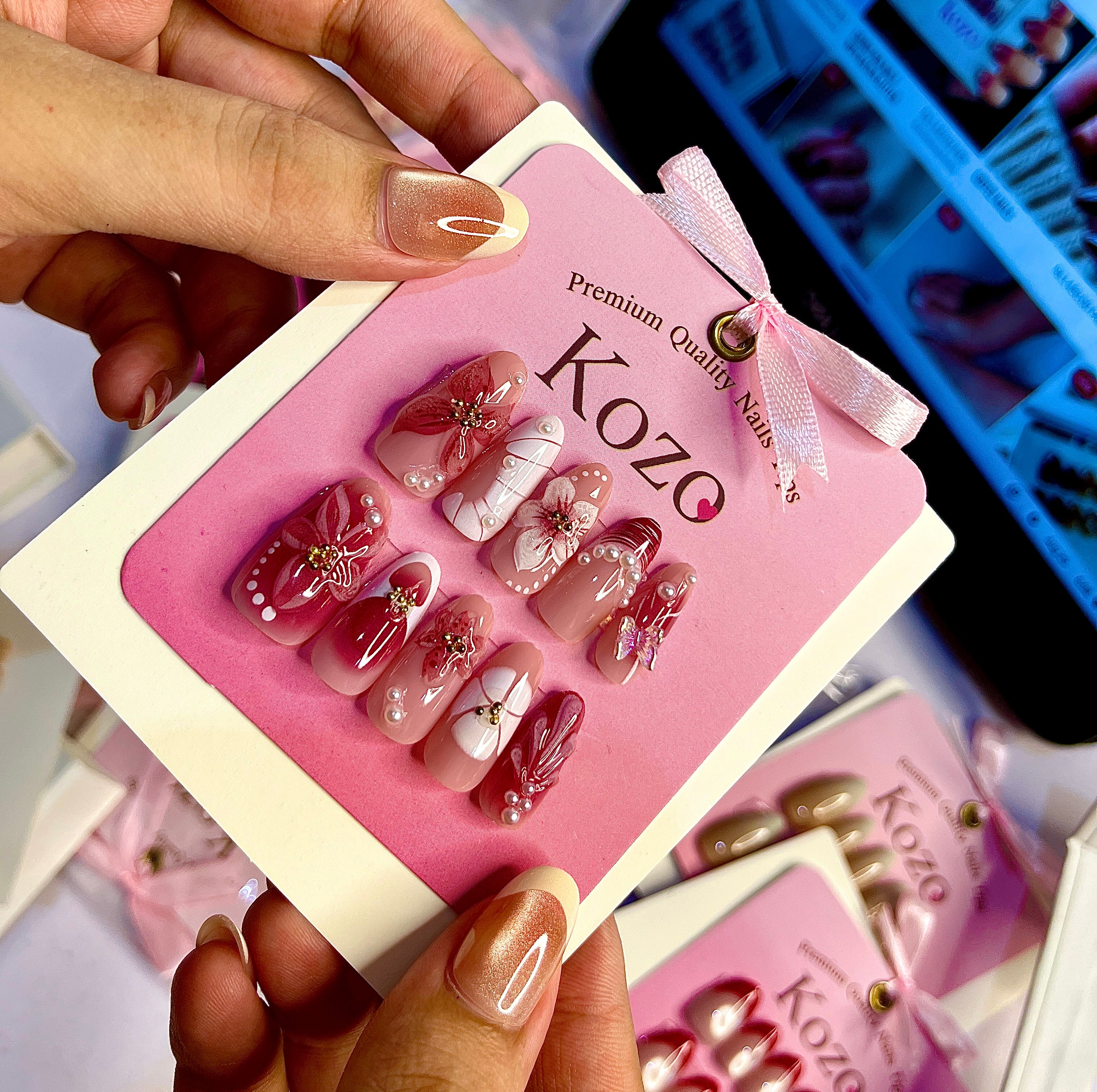 Pink 3D flowers nails
