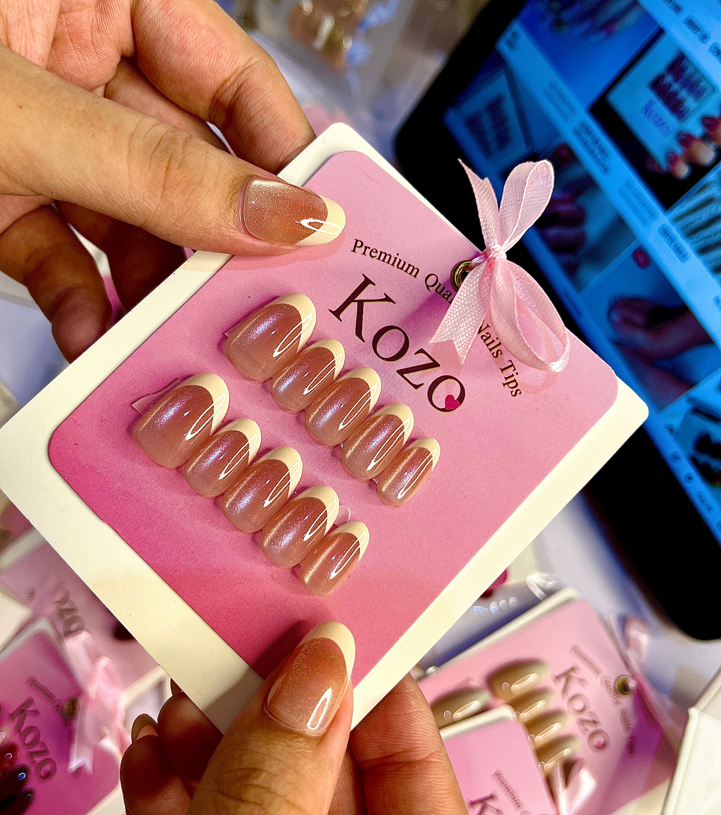 Blush cat eye off white tips