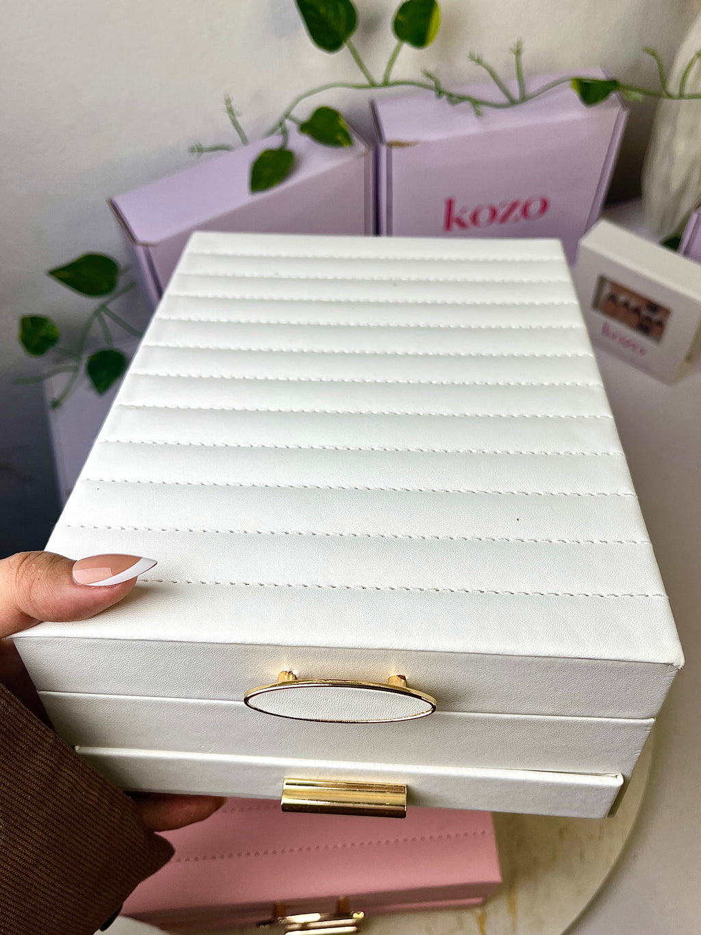 2 layers jewelry organizer