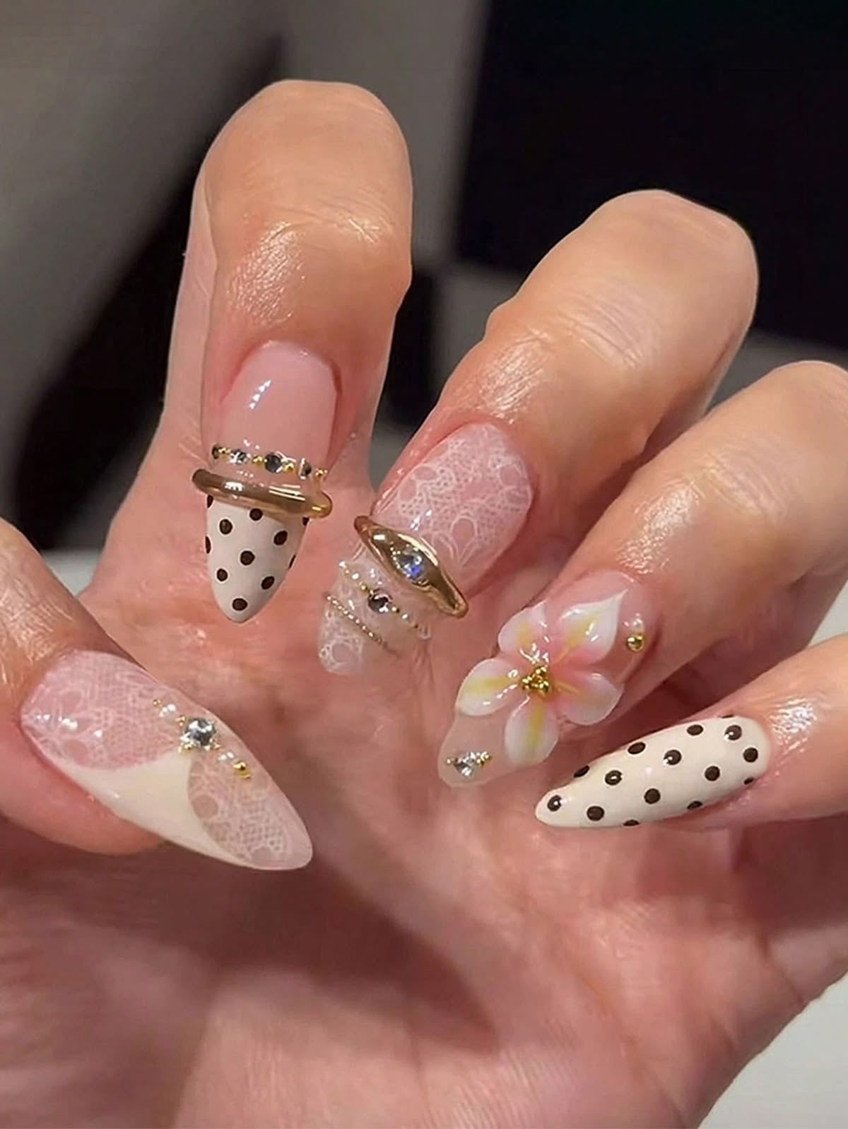 Lace Polka dot nails with 3D art