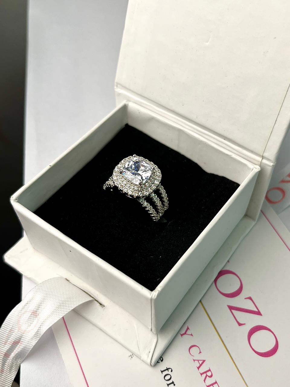 Big silver stone ring