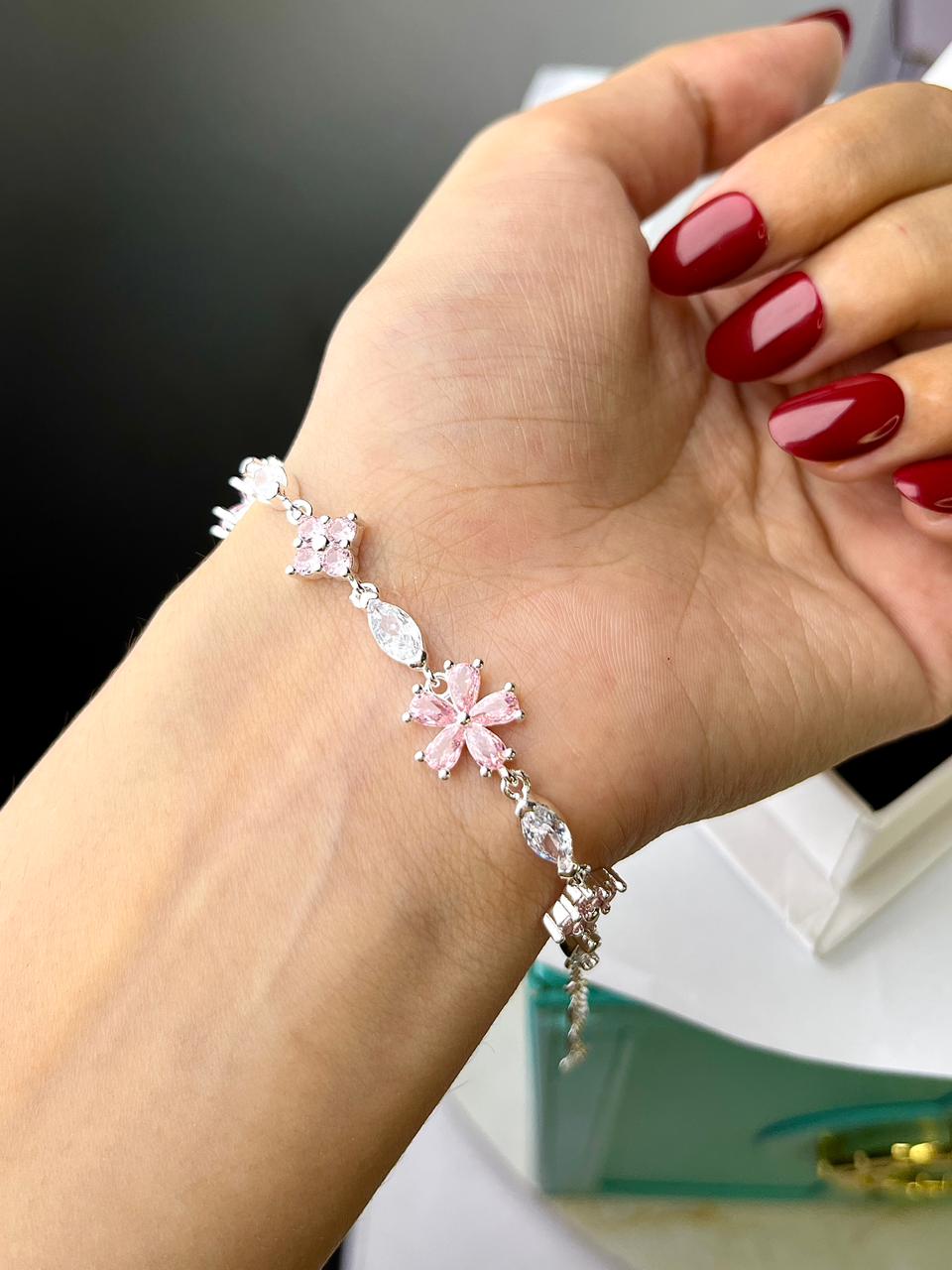 Pink flowers bracelet